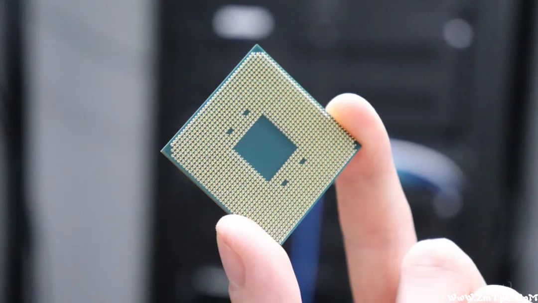 AMD新出CPU牙膏挤爆！对比Intel 13代酷睿，该如何选择？